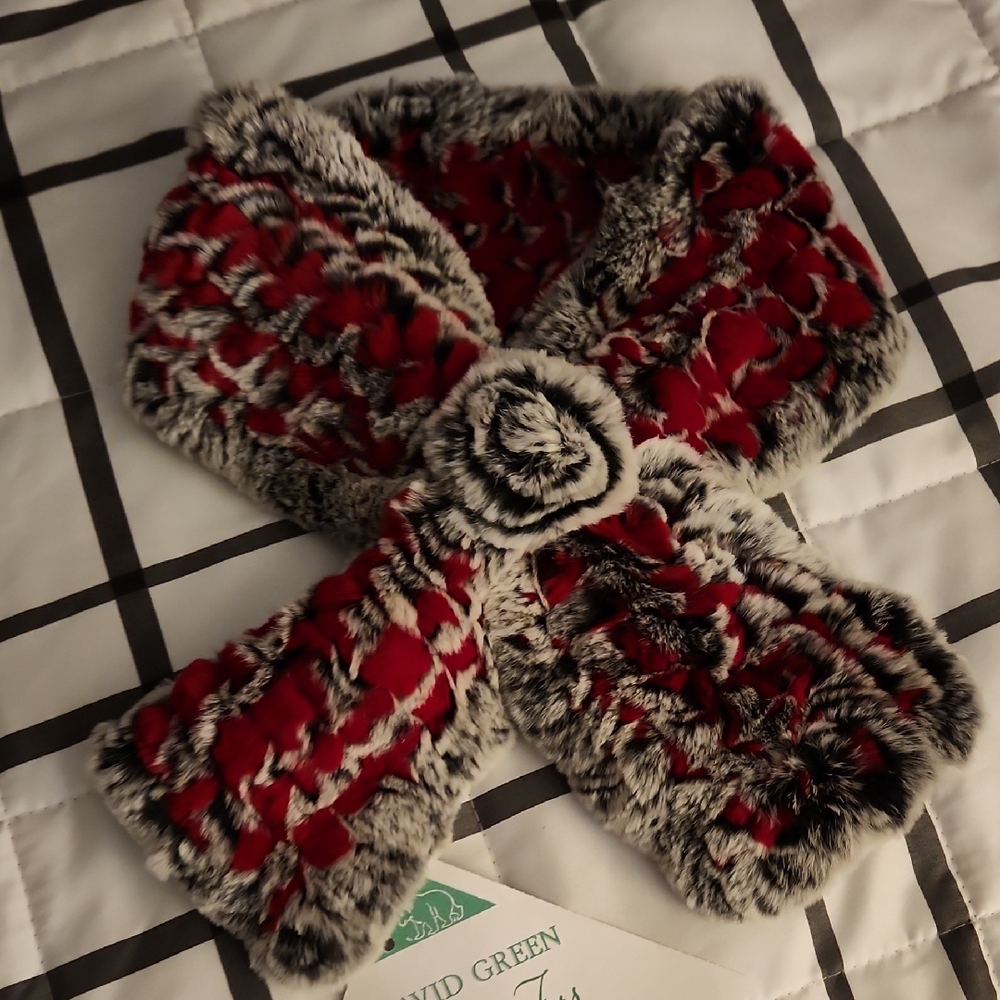 Luxurious Red and Black Rabbit Fur Scarf